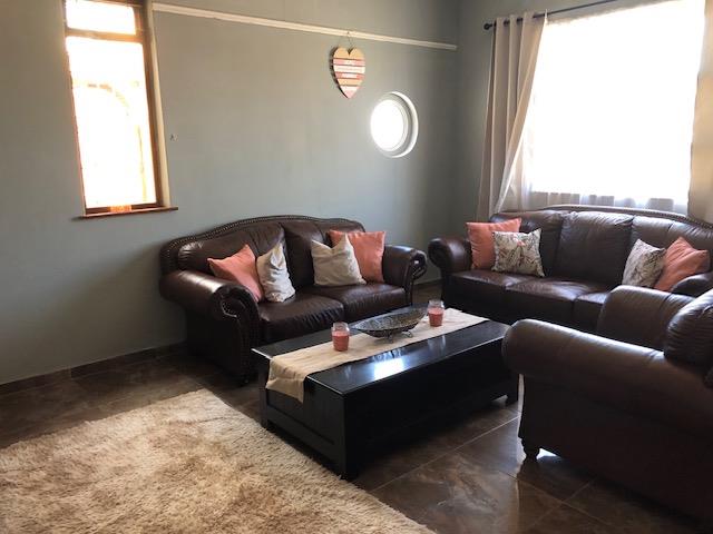 To Let 3 Bedroom Property for Rent in Parow Valley Western Cape